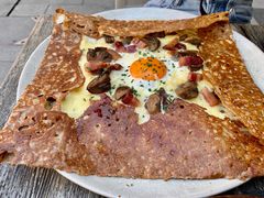 慢炖盐焦糖苹果可丽饼-RAC BAR(安福路店)