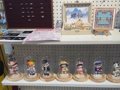 -郑在DIY·潮玩银饰绘画手作(中央大道旗舰店)