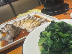 -莲餐厅·湖北菜·潜江小龙虾店(愚园路店)