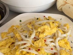 -丹水桥地锅鱼·翘嘴鲌·地方特色全鱼宴(丹江口大坝店)