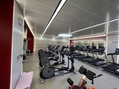 -英派斯健身旗舰店(海信国际中心馆)