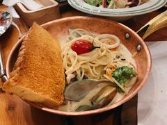-I HOLIC艾豪丽披萨(KKone店)