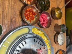 -首尔朴宝·炭火烤肉(五角场店)