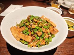 -许爷家·生态湖鲜(徐汇日月光店)