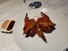 乳鸽-香樟花园新粤料理(无锡万象城店)