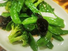 丝路三宝-贯贯吉·清真餐厅(浙江中路店)