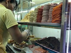 -Bánh Mì Huynh Hoa