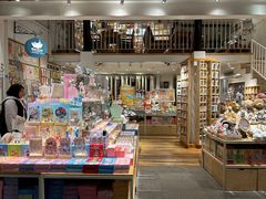 -猫的天空之城概念书店(苏州平江店)