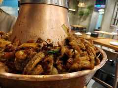 -炉小二铜锅牛蛙•川湘菜(三里屯店)
