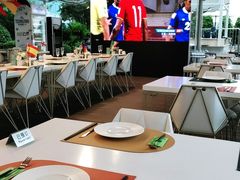 -中茵皇冠假日酒店·棕榈岛湖畔餐厅