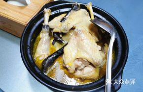 Old Zhou's Hanging Chicken Broth