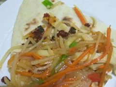 -燕味特色小吃