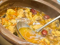 -胡须佬鸡煲四季火锅店(石厦西村直营店)