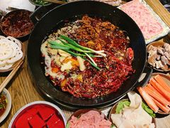 -周幺妹重庆老火锅(银泰城总店)
