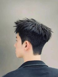 -一家只做男发烫染的店