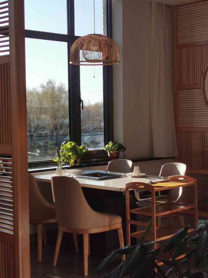 花间火锅专门店(裕园路店)-"我推荐天津煎饼,别具一格,相当美味,还有.