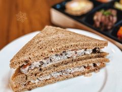 烟熏三文鱼三明治-西点坊(浦东香格里拉店)