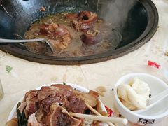 -咱家大东北铁锅炖(太阳沟店)