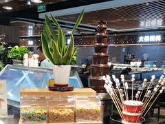 -遇上西雅图多融合海鲜自助餐厅(中房金谊广场店)