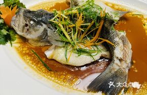 Steamed Big Anhui Fish
