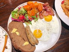 -Brut Eatery悦璞食堂(建国东路店)