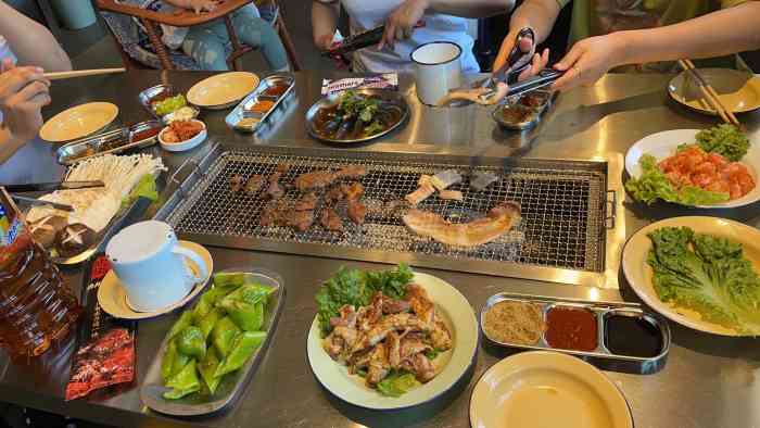 小马扎地摊烤肉-"最近想吃肉肉了 男朋友 说带我来."-大众点评移动版