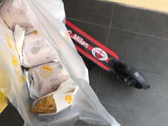 -华莱士·全鸡汉堡(财经学院店)