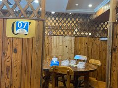 大堂-老东镇啤酒屋海鲜加工·蒸汽海鲜·海鲜烧烤(台东店)