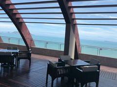 -三亚湾海居铂尔曼度假酒店