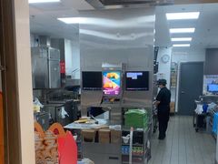 -麦当劳(百联西郊购物中心店)