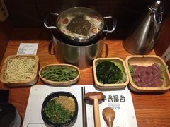 -独食火锅·半米屋台(直营总店)