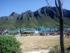 -百里峡七彩艺术小镇