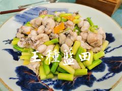 -壹零贰小馆(桂城石啃店)