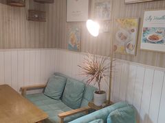 -Rabbit Cafe私房西餐甜点咖啡(栖霞路店)