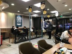 大堂-魏家凉皮(协和店)