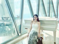 -广州塔卢特斯法国旋转餐厅