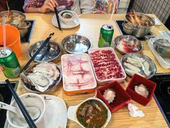 -杨老板·海鲜集市火锅·鲜切牛肉(中防万宝店)