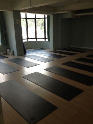 -无界瑜伽普拉提