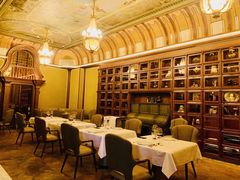 -波特曼西餐厅(中央大街店)