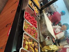 自助取餐区-华盛园卷子王农家菜水库鱼