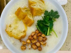 荔湾艇仔粥-点都德(龙之梦店)