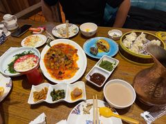 -蒙亨·手把肉·蒙古包文化主题餐厅(天恒广场店)