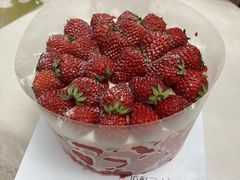 草莓轻牛乳蛋糕-流酥可心·牛乳蛋糕商店(禾祥西路店)
