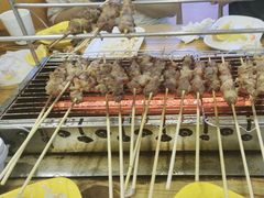 -哈尔滨小酒馆·鲜肉现穿自助烧烤(康新花园店)