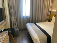 -如家商旅酒店(上海陆家嘴世博中心店)
