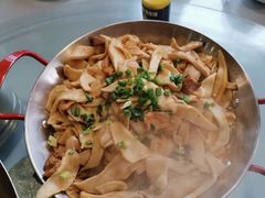 -老唐三下锅 ·张家界地标美食(溪布街店)