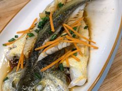 -三姐妹·海鲜大排档
