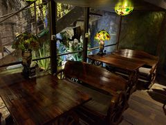 -春天里·老街坊餐厅(港隆广场店)