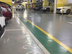 -环球港-停车场