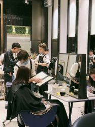 大厅-OnHair Salon